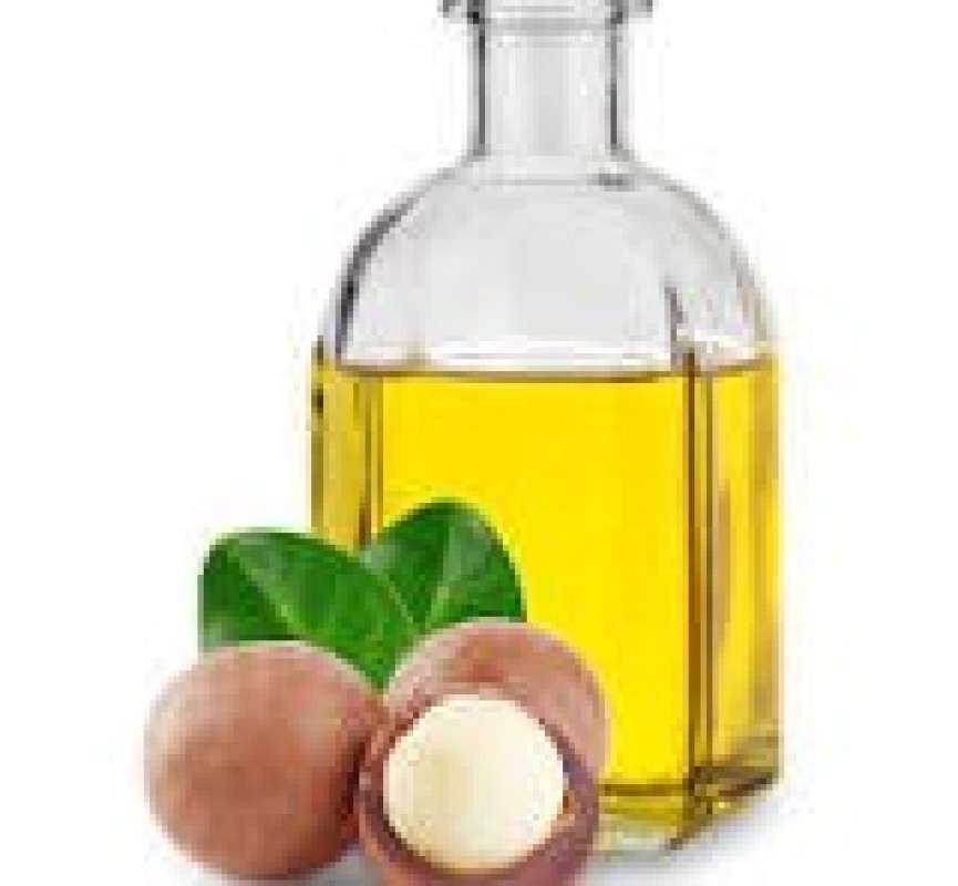 Virgin Macadamia oil from Kenya